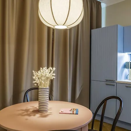 Bohemian Mystery By Castle Apartment